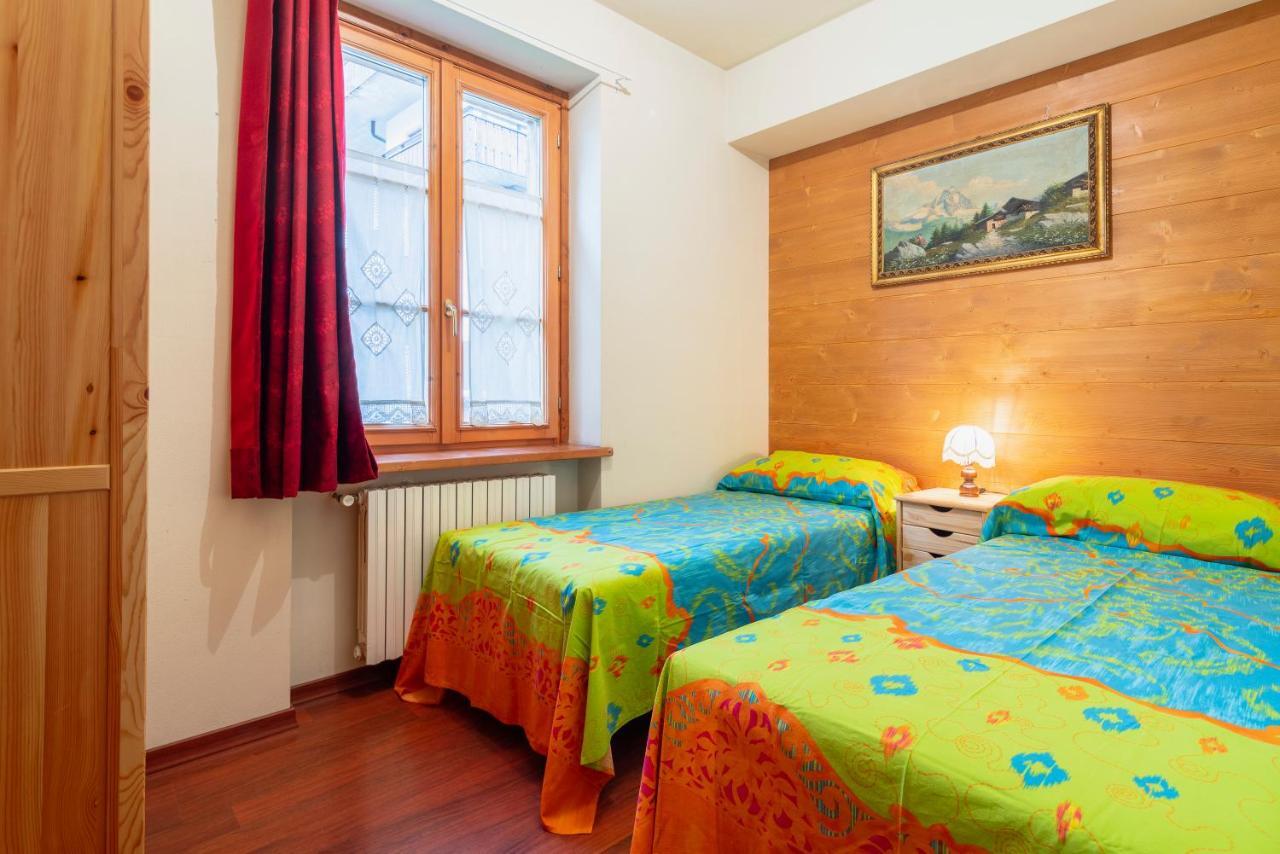 Villa S. Francesco - Stayincortina Cortina d'Ampezzo Exterior photo